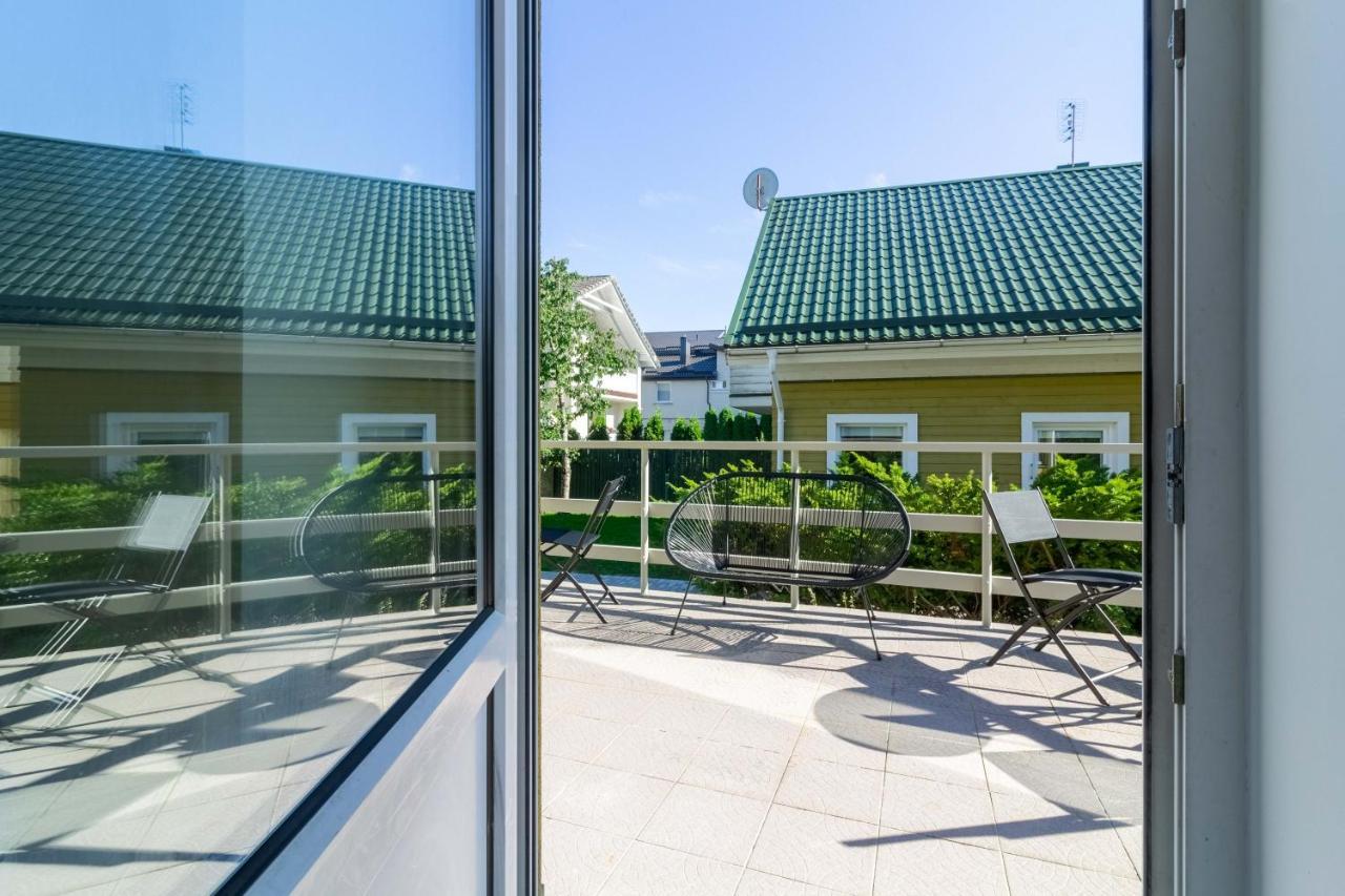 V36 Apartments Паланга Екстер'єр фото