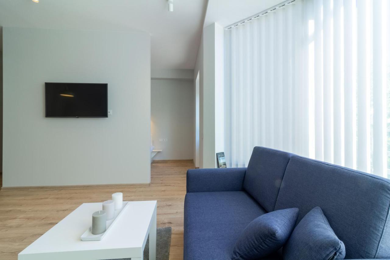 V36 Apartments Паланга Екстер'єр фото