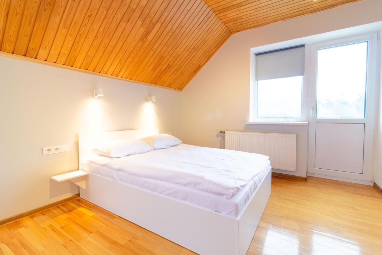 V36 Apartments Паланга Екстер'єр фото